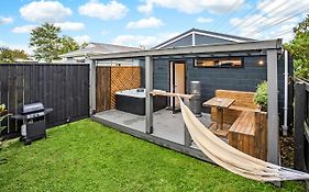 Studio Unit With Spa Bath
